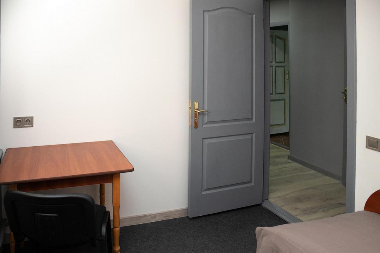 Sacvoyage Hotel Kiev Buitenkant foto