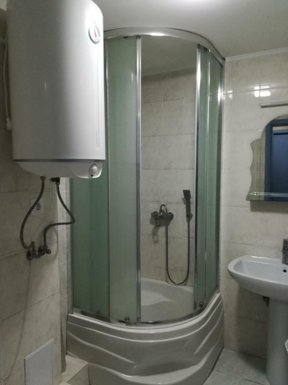 Sacvoyage Hotel Kiev Buitenkant foto